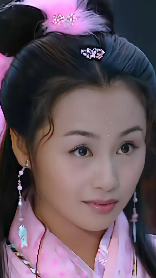 風華絕代的曹穎