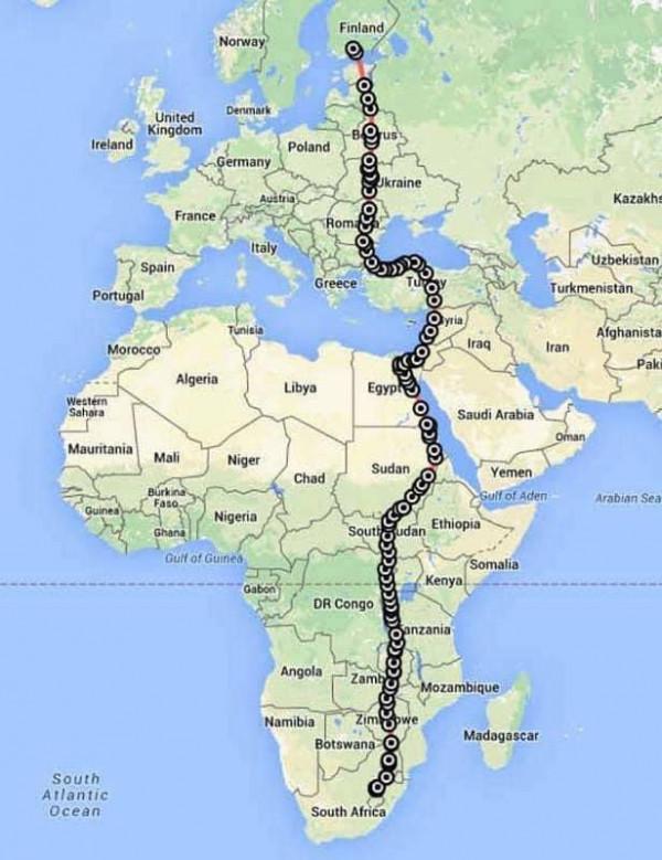 25張活久未見的照片,大白鯊被魚卡住喉嚨,馬吃小雞被雞媽媽發現 25張活久未見的照片,大白鯊被魚卡住喉嚨,馬吃小雞被雞媽媽發現