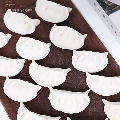 茭白香菇餃｜茭白的鮮，躲進了餃子裡