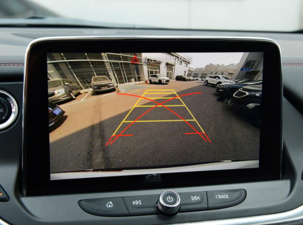 雪佛蘭開拓者，動力較佳油耗均衡，提供5座和7座