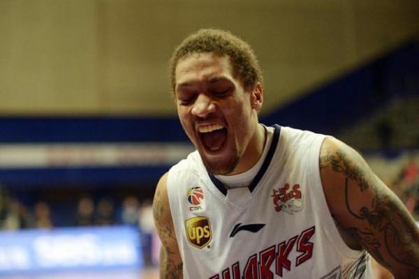 首秀驚豔!天才榜眼秀砍32+14+6,杜蘭特曾言:聯盟無人能防住他 首秀驚豔!天才榜眼秀砍32+14+6,杜蘭特曾言:聯盟無人能防住他