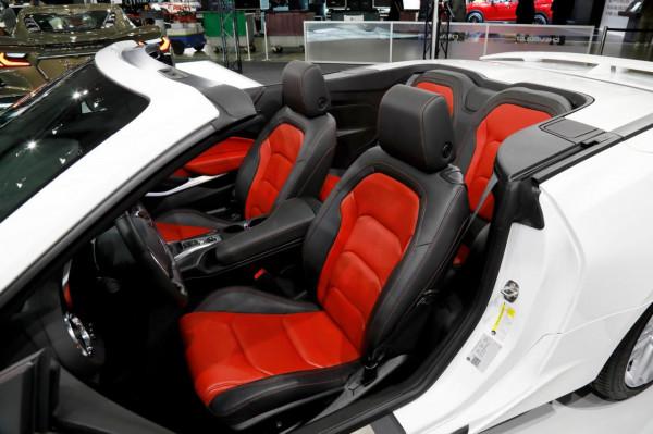 限量10臺,約600萬日元,2022款雪佛蘭科邁羅野櫻桃版在日本推出 限量10臺,約600萬日元,2022款雪佛蘭科邁羅野櫻桃版在日本推出