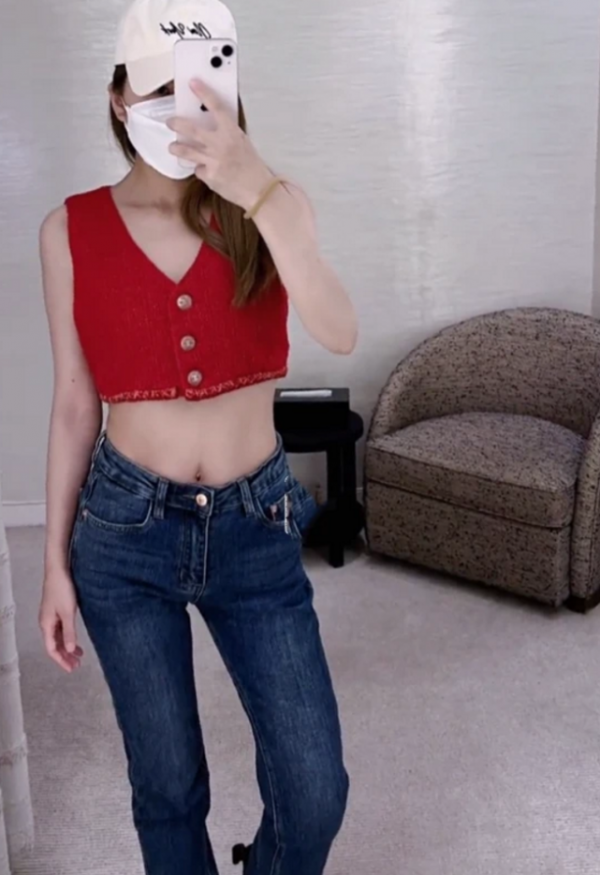 杜淳老婆自曝體重82斤，比baby還瘦被質疑P圖回應：可直播上稱