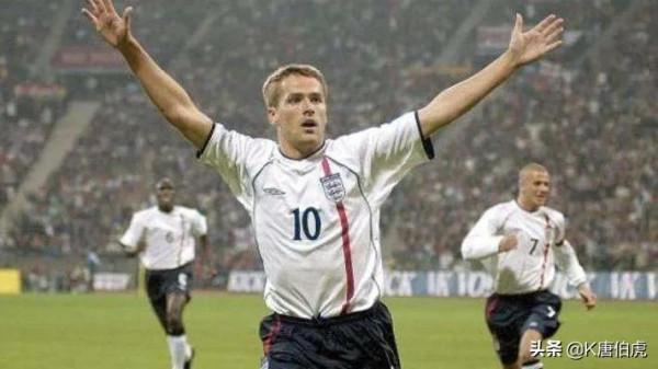 2001年勞爾距離登頂只差一步，為何金球獎和世界足球先生相繼敗北