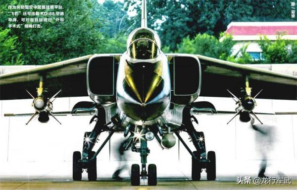 飛豹越改進越向上，不僅幫助海軍現代化提高20年，還贏得空軍青睞