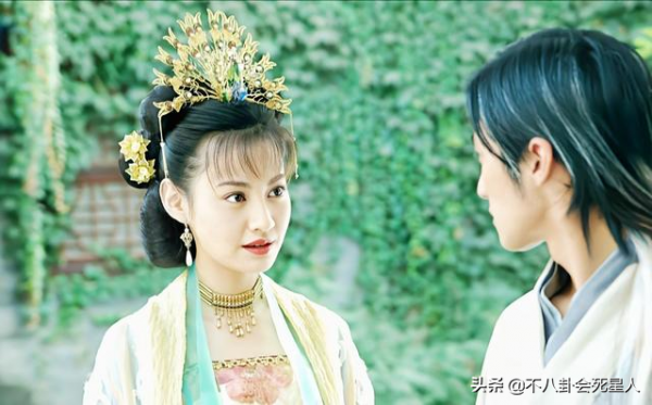 劇裡總演“壞女人”,生活中卻低調善良,這7位女星個個美貌驚豔 劇裡總演“壞女人”,生活中卻低調善良,這7位女星個個美貌驚豔