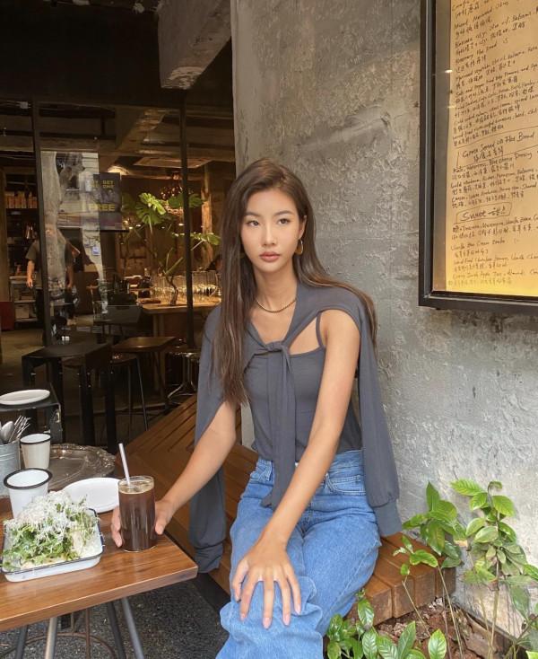 面板那麼黑，卻總愛穿亮色，結果意外了，不醜反而驚豔了