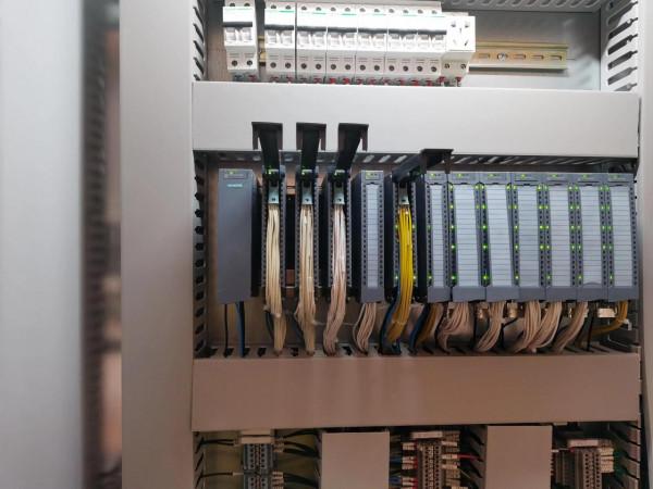 西門子1500加WINCC除錯中