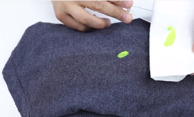 怎麼去除衣服上的油漆汙漬，衣服上沾了油漆怎麼洗掉