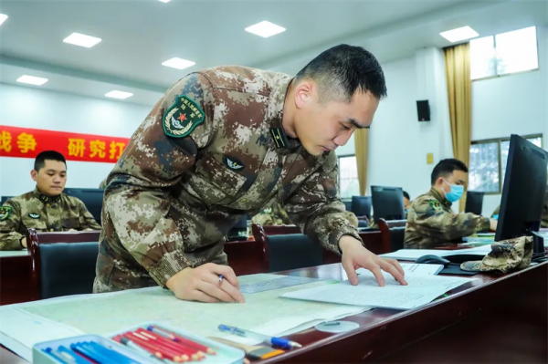 第71集團軍：集中淬火，練兵首抓&OpenCurlyDoubleQuote;中軍帳&rdquo;