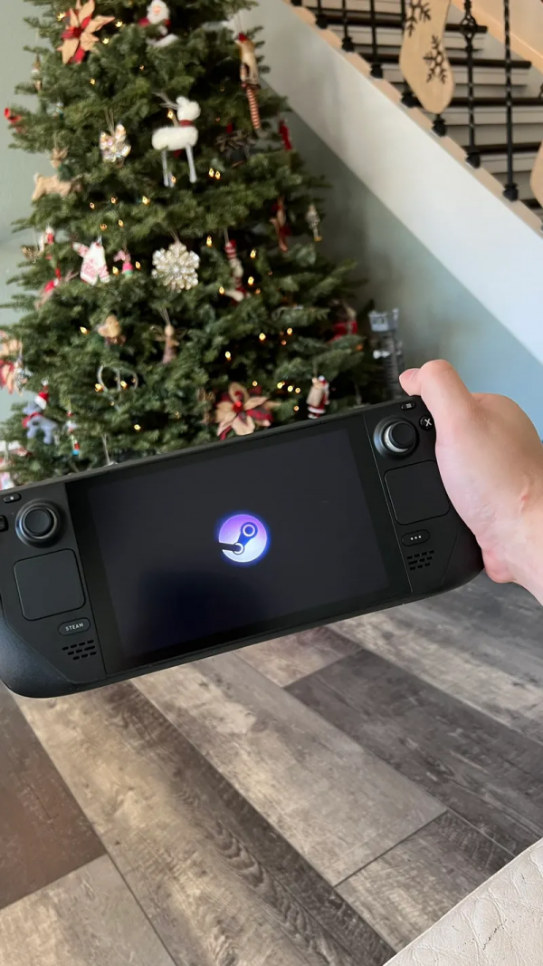 俄羅斯開發者曬出Steam Deck開箱體驗 俄羅斯開發者曬出Steam Deck開箱體驗