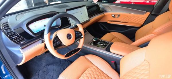 漢EV旗艦 5G丹拿音響版 極光藍車身+金鱗橙內飾 高階感滿滿