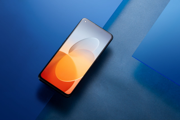 兼顧效能和顏值！網友評選今年最值得買的5部千元機：OPPO K9上榜