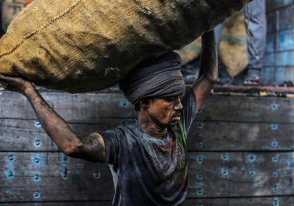 3個男人一臺戲？甘地、尼赫魯和莫迪，是咋帶偏印度崛起之路的？