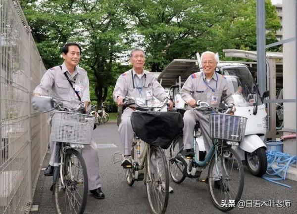 日本醫生：同樣是70多歲，為什麼有的人看上去並不顯老？原因在這