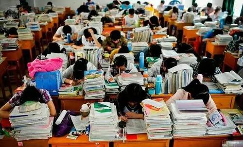 為什麼有些小學初中學霸，到高中就不行了？老師：具備3點，中招