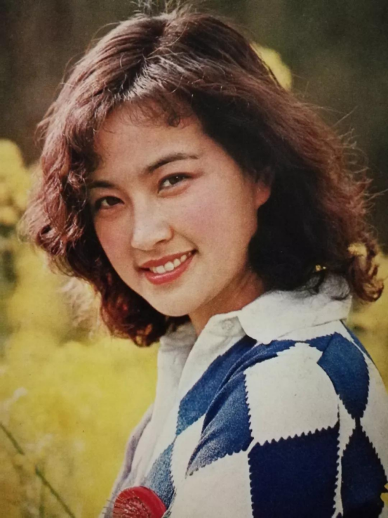 劉曉慶再扮武則天，深陷稅務風波東山再起，4任丈夫至今無子女