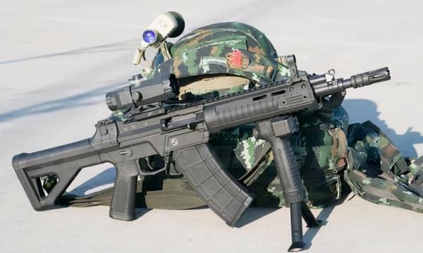 世界主要突擊步槍(下) 世界主要突擊步槍(下)