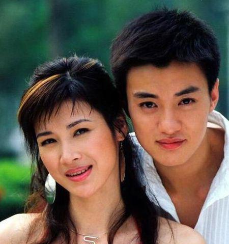 娛樂圈的8大“海巖男郎”,年輕時個個丰神俊朗,氣宇不凡 娛樂圈的8大“海巖男郎”,年輕時個個丰神俊朗,氣宇不凡