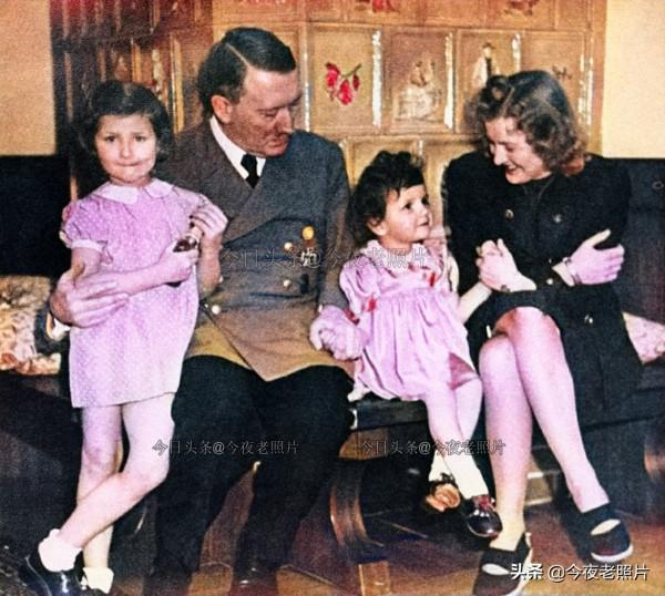 罕見的照片：日軍勒死黃鼠狼，德軍扒老鼠皮，美軍絞死日本前首相