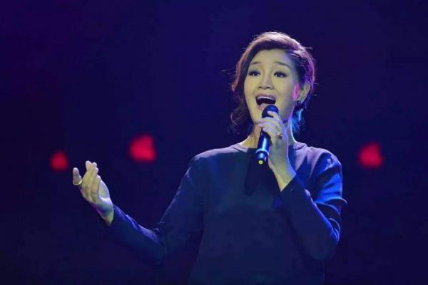 半生苦難，半生幸福，降央卓瑪和婆婆處成母女，明目張膽幫孃家