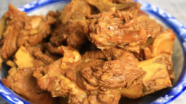 醬大骨頭怎麼做才好吃?告訴你正確做法,肉香軟爛,好吃解饞 醬大骨頭怎麼做才好吃?告訴你正確做法,肉香軟爛,好吃解饞