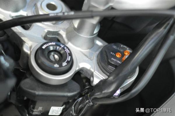 買不起的“裸版R1”雅馬哈MT-10實拍 這個外觀過於霸氣 買不起的“裸版R1”雅馬哈MT-10實拍 這個外觀過於霸氣