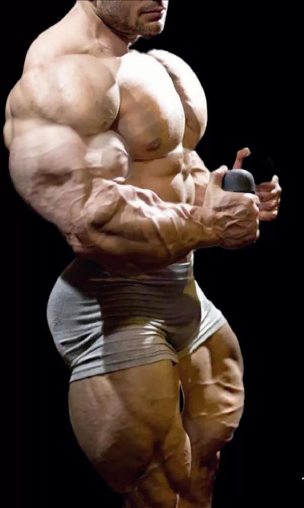 這些壯漢能練出異常發達的肌肉是否有尼安德特人遺傳的強壯基因？