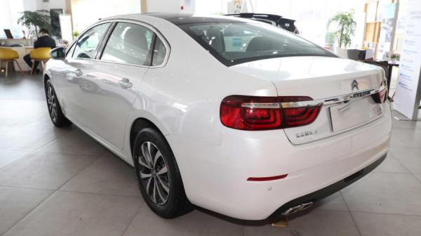 20萬左右的中型轎車裡，保養不是最低的，也算是便宜的