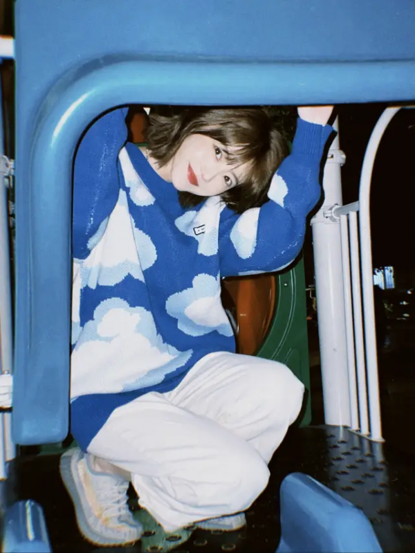 楊超越是“整”了嗎?怎麼突然美成王祖賢了? 楊超越是“整”了嗎?怎麼突然美成王祖賢了?