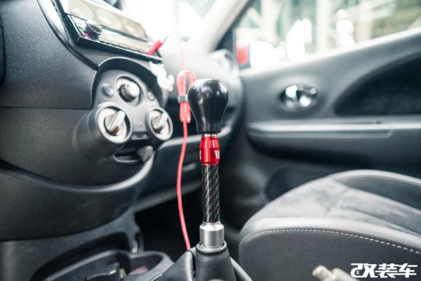 全國僅此一輛戰神GT-R的小表弟，沒想到nismo還有買菜功能