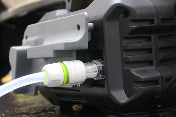 四年未使用的廚房,大掃除用掃地機真的不如用洗車機!又快又猛 四年未使用的廚房,大掃除用掃地機真的不如用洗車機!又快又猛