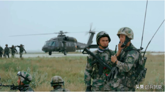 國內空突旅新增多款裝備?191新槍新電臺,加強版山貓防禦力更強 國內空突旅新增多款裝備?191新槍新電臺,加強版山貓防禦力更強