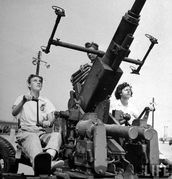 一組老照片,二戰中的蘇聯女兵 一組老照片,二戰中的蘇聯女兵