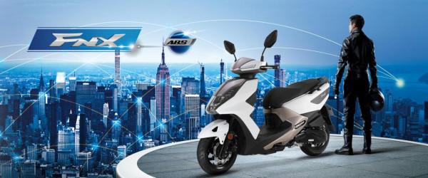 主要上下班通勤40km，預算1.7萬，大陽V銳150和FNX150，如何選？