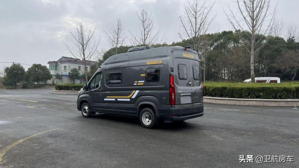 一家三口出行首選的房車