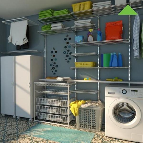留了一間洗衣房，我不想定製儲物櫃，買五金件上牆低成本置物收納