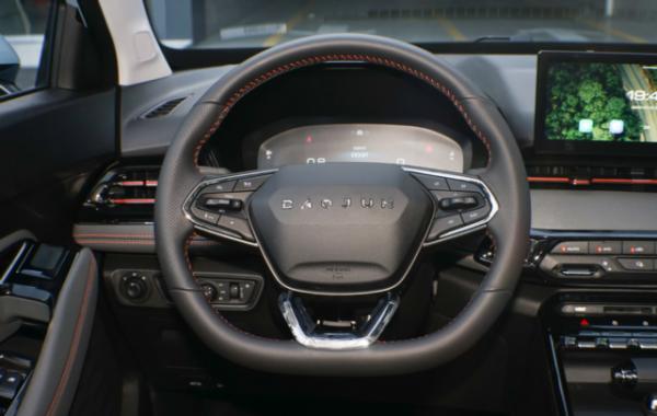 低價高配的SUV，品質一流，可選雙色車身+運動座椅，6.38萬起