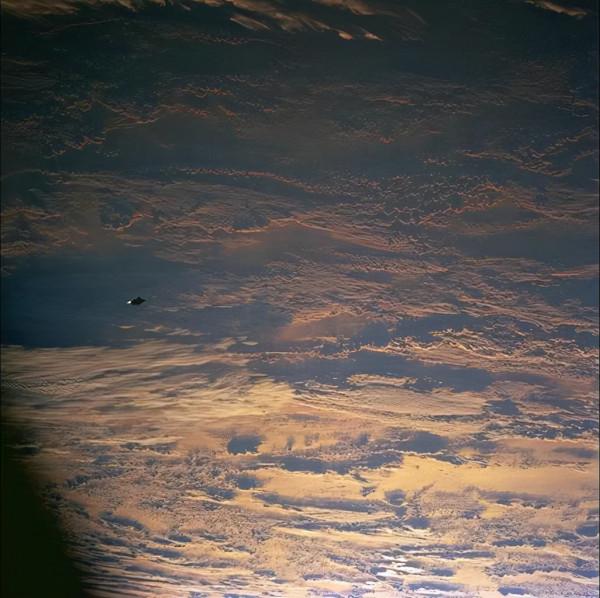 太空中的黑騎士!來自NSAS的洩露影像(高畫質影象) 太空中的黑騎士!來自NSAS的洩露影像(高畫質影象)