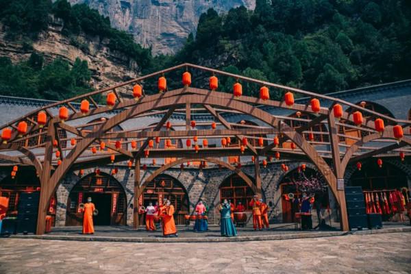 古為崑崙，雲丘山的自然景觀雄、秀、險、奇兼具，擁有天下之美