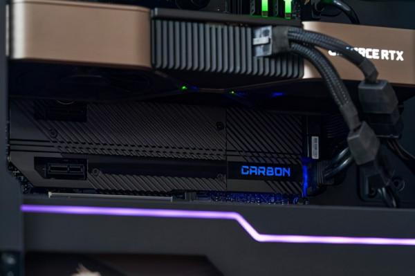 微星DIY全家桶裝機體驗：顏值與格調兼備