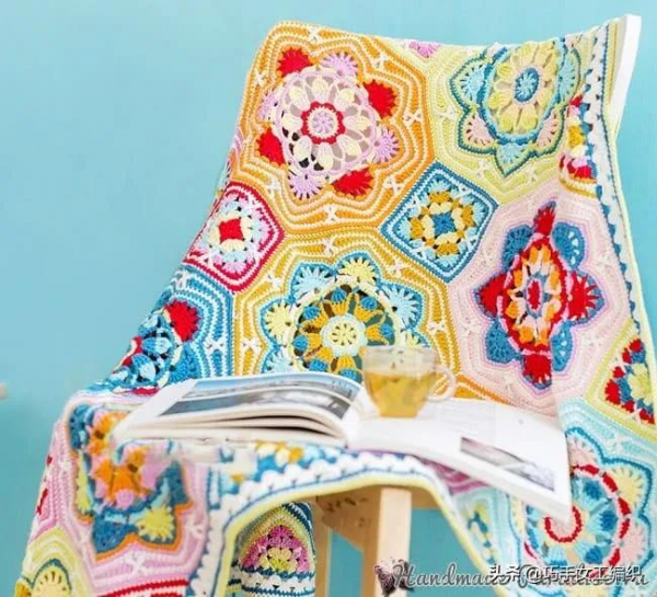 鉤編留下太多的零線，幾十種六角的鉤法，讓你家美出花來