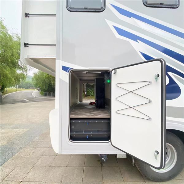 兩小時可將23.6度電充滿,瑞弗最新S820進口依維柯雙拓展房車 兩小時可將23.6度電充滿,瑞弗最新S820進口依維柯雙拓展房車