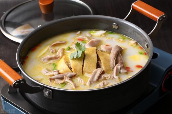 火鍋季:教你自制7款家庭版火鍋湯底,乾淨衛生有營養,人人誇好 火鍋季:教你自制7款家庭版火鍋湯底,乾淨衛生有營養,人人誇好