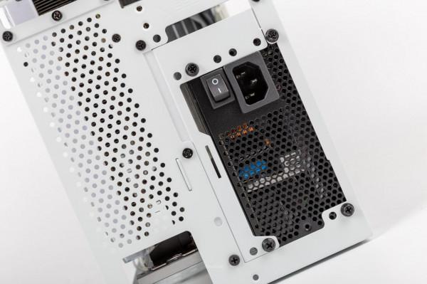 美味網版SSUPD裝機分享-11700K+微星B560I+3070TI星曜+海韻SPX750