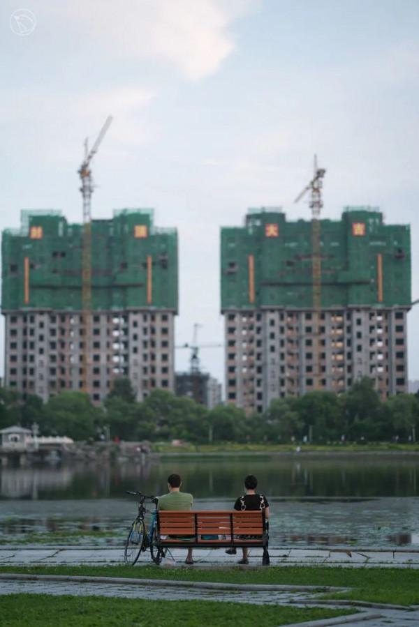 三四萬買一套房、“最不缺的就是時間”,幾年前去鶴崗買房的年輕人現在怎麼樣了? 三四萬買一套房、“最不缺的就是時間”,幾年前去鶴崗買房的年輕人現在怎麼樣了?