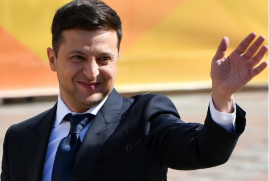 澤連斯基喊話取消中企合作,還稱中烏合作不會受到美國影響,咋回事? 澤連斯基喊話取消中企合作,還稱中烏合作不會受到美國影響,咋回事?