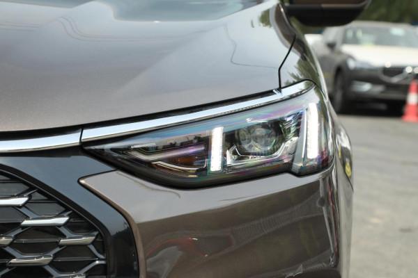 油耗5.7L的合資三廂車,全系自動擋,才9.08萬起,實拍福特福睿斯 油耗5.7L的合資三廂車,全系自動擋,才9.08萬起,實拍福特福睿斯