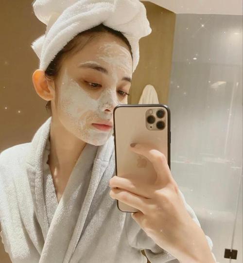 建議中年女人,睡覺前3個護膚步驟不能少,久了有利於延緩衰老 建議中年女人,睡覺前3個護膚步驟不能少,久了有利於延緩衰老