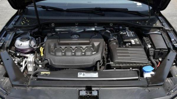 兩款熱銷中型轎車，邁騰和雅閣，誰的後期使用費用低？